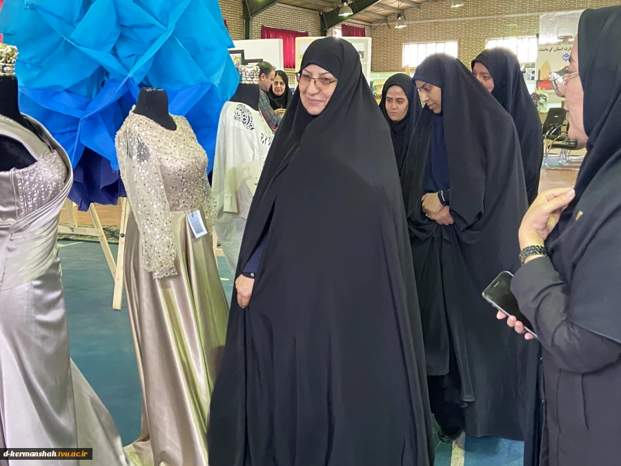 نمایشگاه دستاوردهای دانشجویان دانشگاه ملی مهارت استان کرمانشاه با حضور مسئولان استانی برگزار شد. 20
